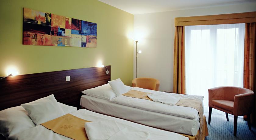 Hotel Active Прахатіце Екстер'єр фото